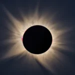 солнечная корона во время полного солнечного затмения